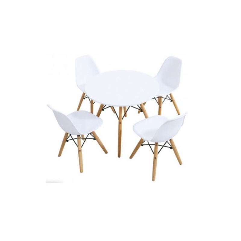 Kids Eames Set Table