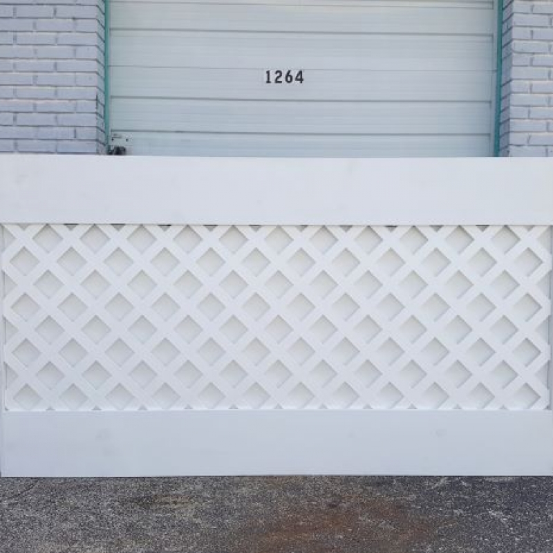 6' White Trellis Bar